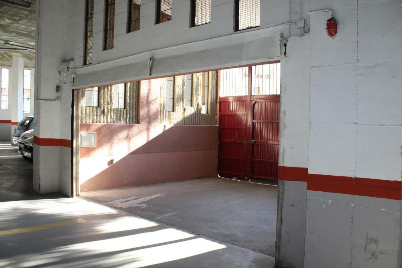 Apartamento Con Parking Gratuito Malaga Luaran gambar