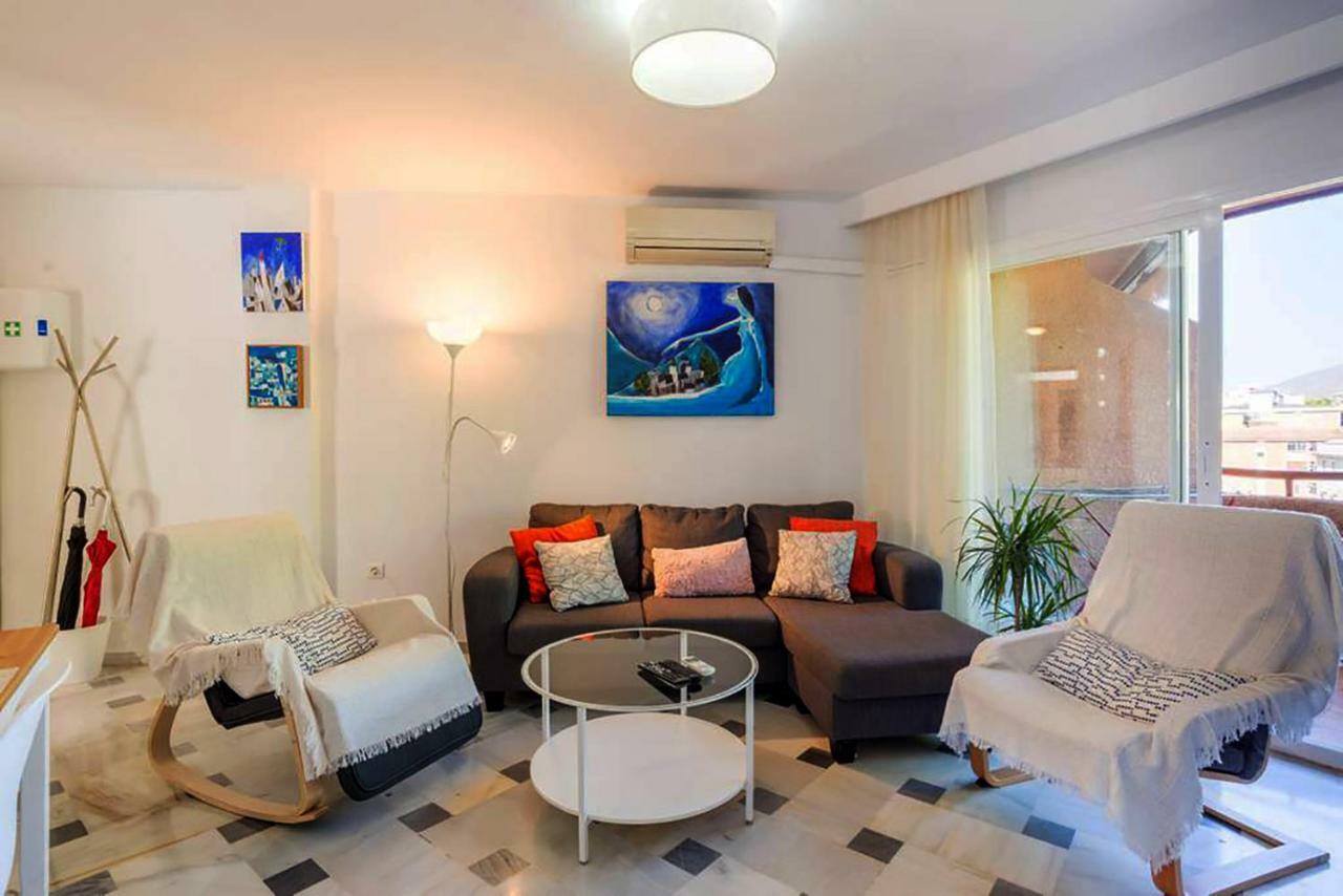 Apartamento Con Parking Gratuito Malaga Luaran gambar