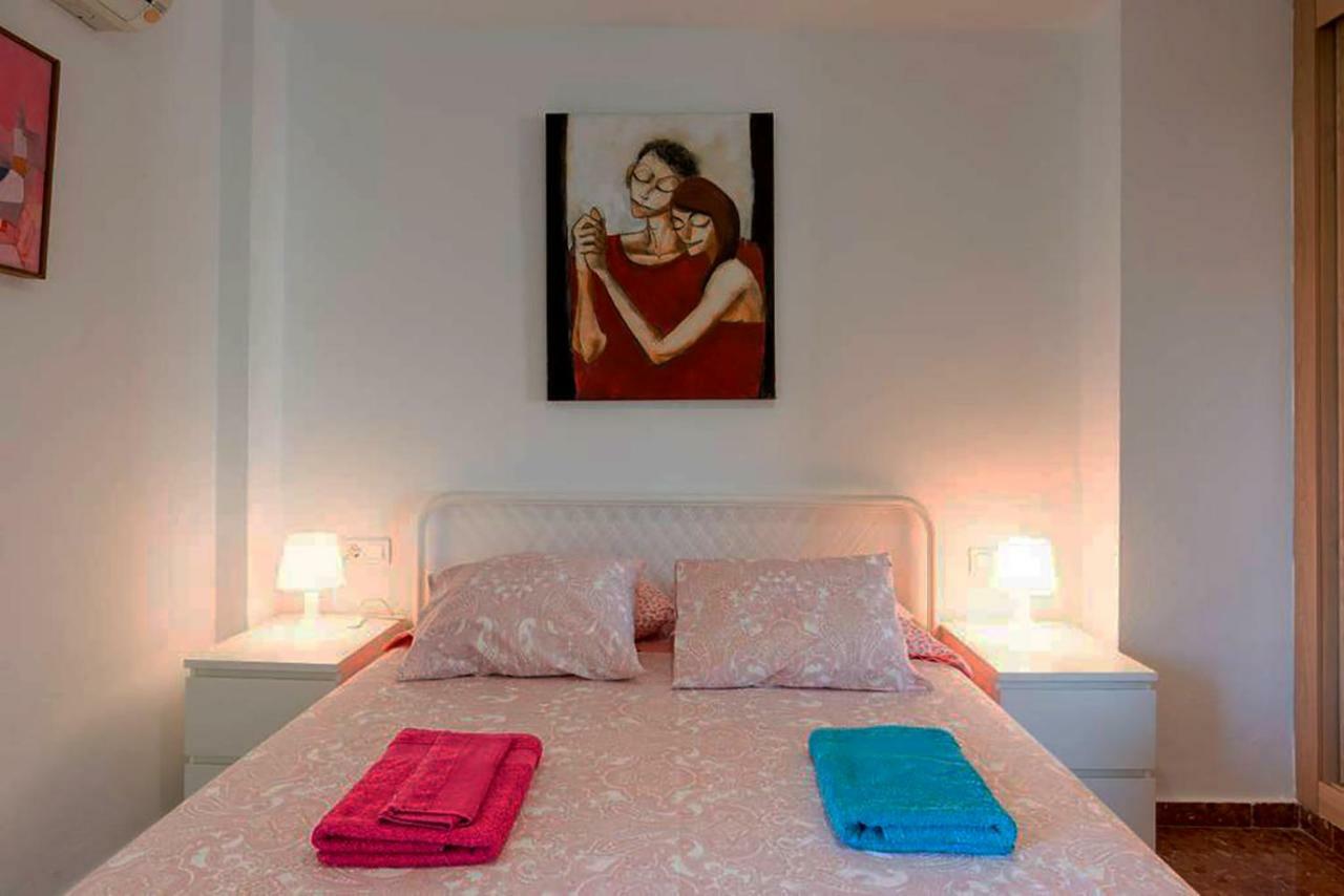 Apartamento Con Parking Gratuito Malaga Luaran gambar