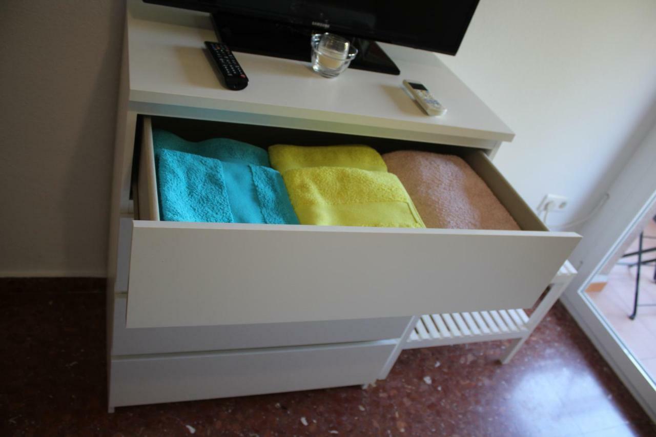 Apartamento Con Parking Gratuito Malaga Luaran gambar