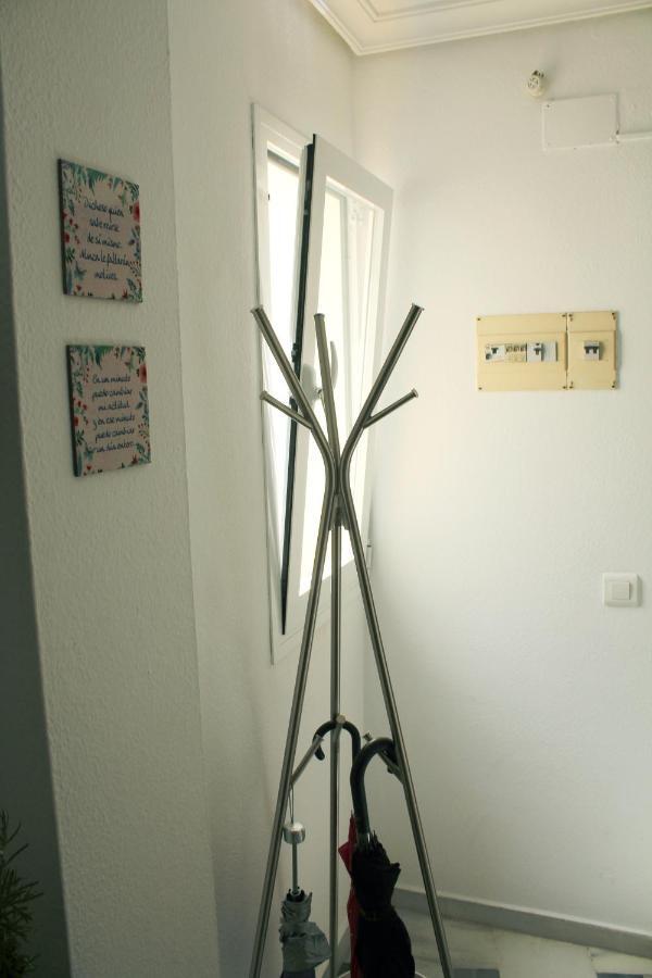 Apartamento Con Parking Gratuito Malaga Luaran gambar